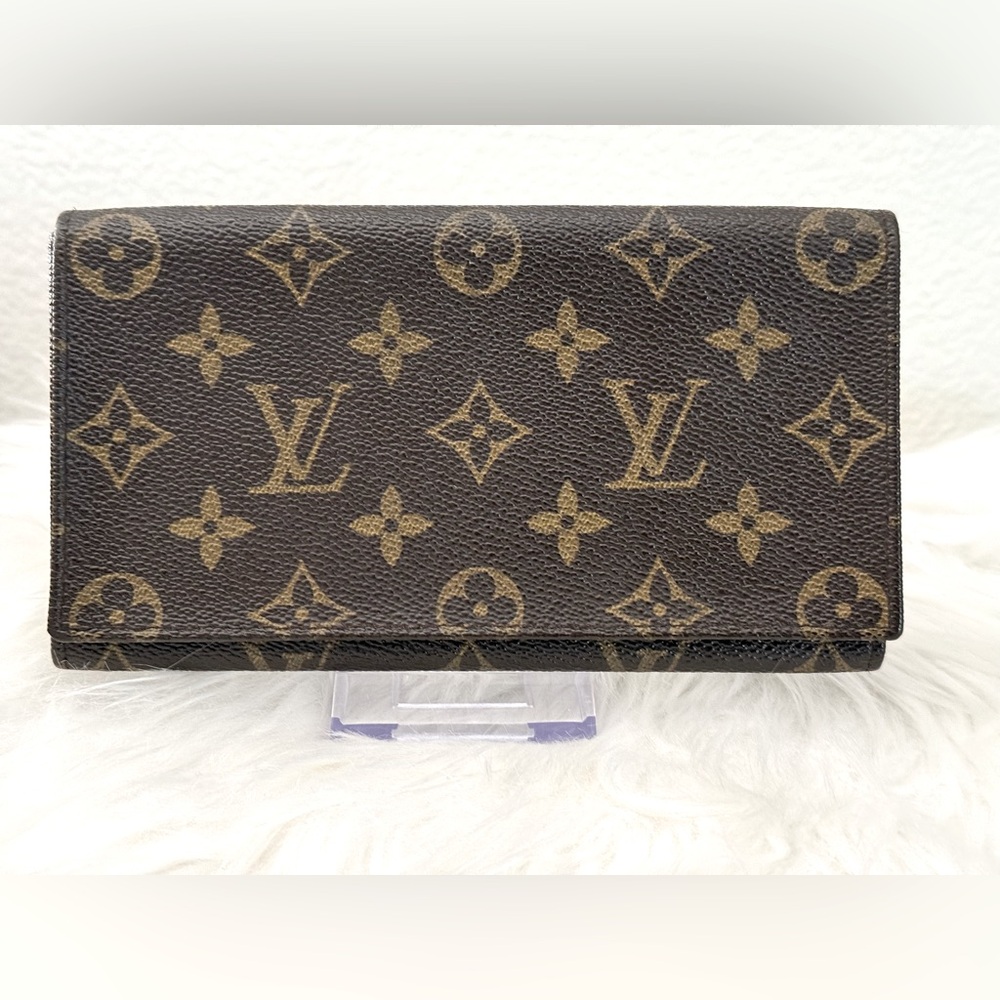 LOUIS VUITTON Monogram Bifold Long Wallet
